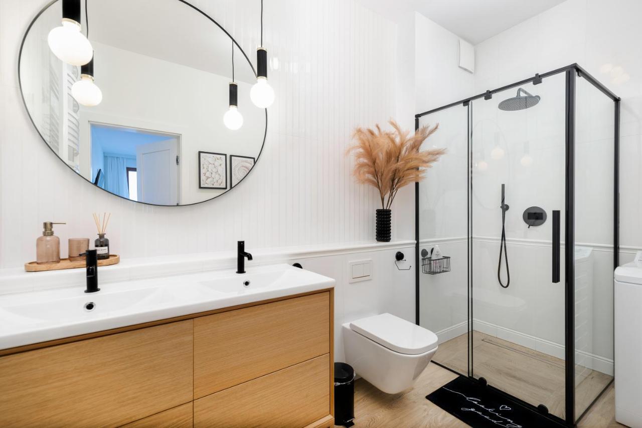 Marine Apartments Nadmorski Dwor กดัญสก์ ภายนอก รูปภาพ